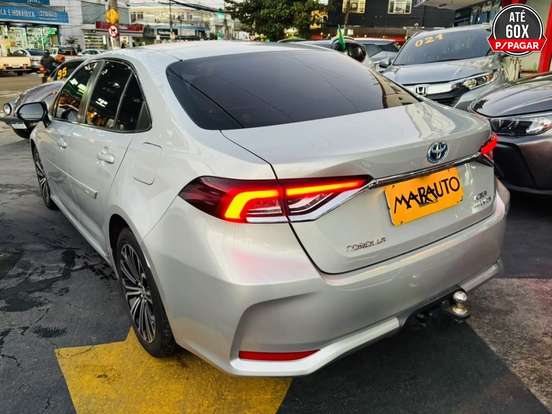TOYOTA-COROLLA-2021