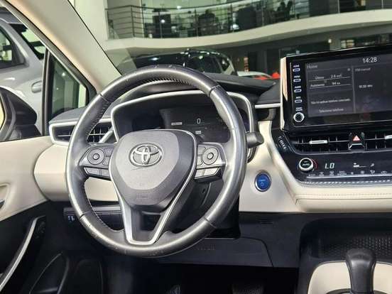 TOYOTA-COROLLA-2020