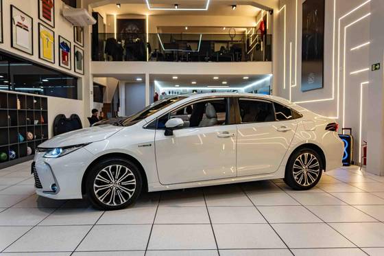 TOYOTA COROLLA 1.8 VVT-I HYBRID FLEX ALTIS PREMIUM CVT