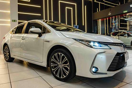 TOYOTA-COROLLA-2021