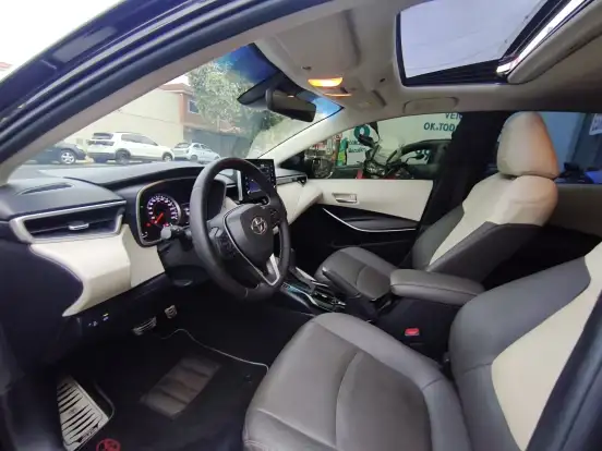 TOYOTA-COROLLA-2020