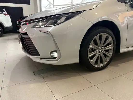 TOYOTA-COROLLA-2021