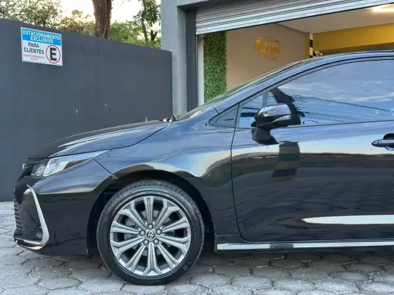 TOYOTA-COROLLA-2021