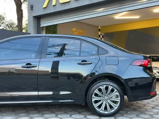 TOYOTA-COROLLA-2021