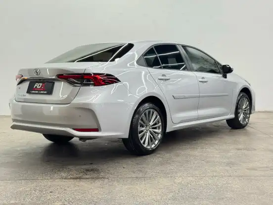 TOYOTA-COROLLA-2025