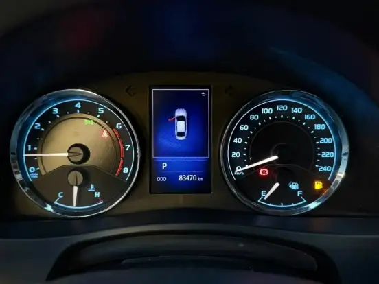 TOYOTA-COROLLA-2018