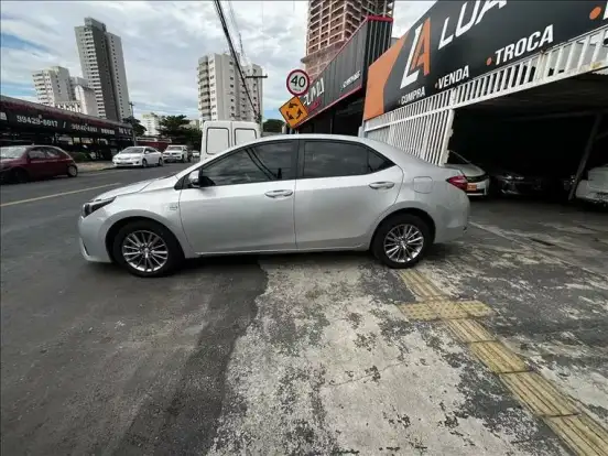 TOYOTA-COROLLA-2017