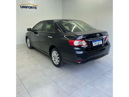 TOYOTA-COROLLA-2012