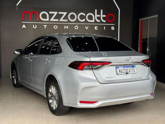 TOYOTA-COROLLA-2025