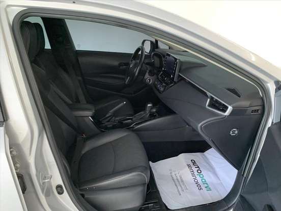 TOYOTA-COROLLA-2019