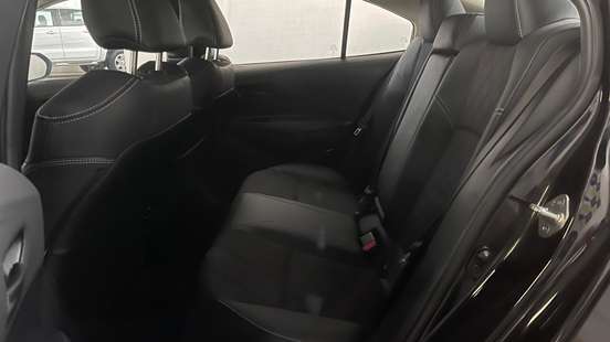 TOYOTA-COROLLA-2024