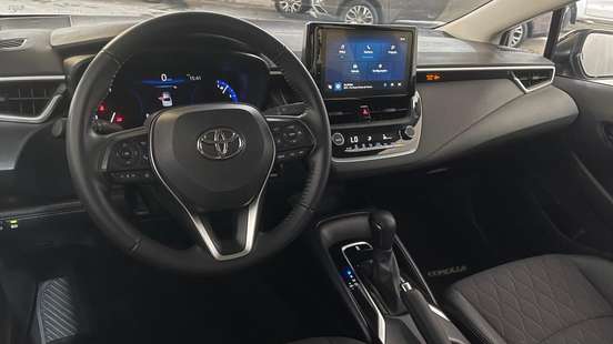 TOYOTA-COROLLA-2024