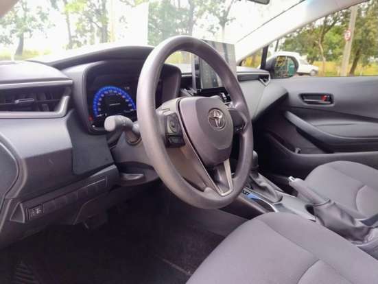 TOYOTA-COROLLA-2025