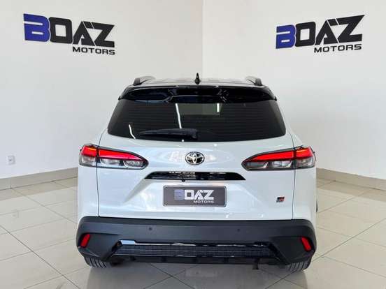 TOYOTA-COROLLA-2024
