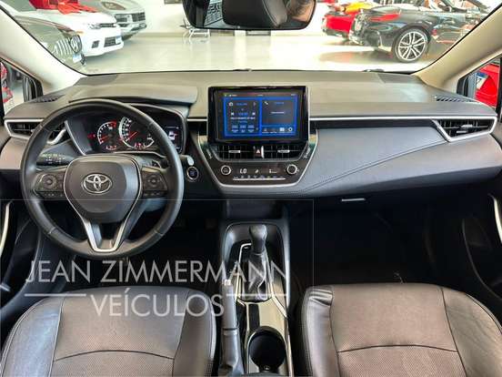TOYOTA-COROLLA-2022