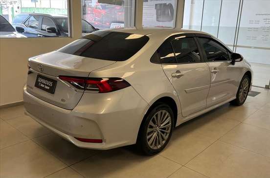 TOYOTA-COROLLA-2023