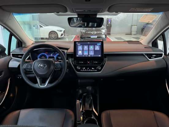 TOYOTA-COROLLA-2026