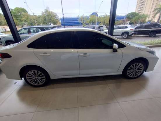 TOYOTA-COROLLA-2025