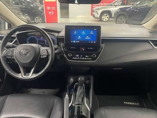 TOYOTA-COROLLA-2024