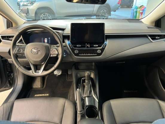 TOYOTA-COROLLA-2023