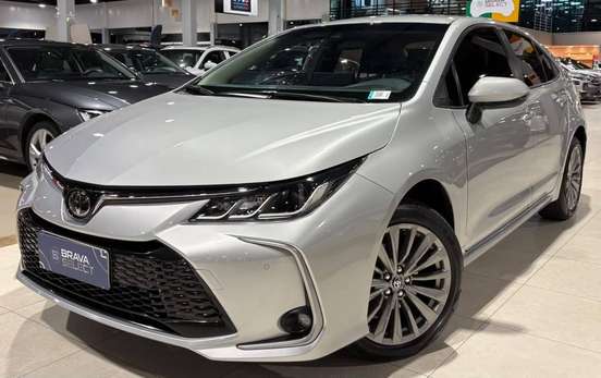 TOYOTA-COROLLA-2025