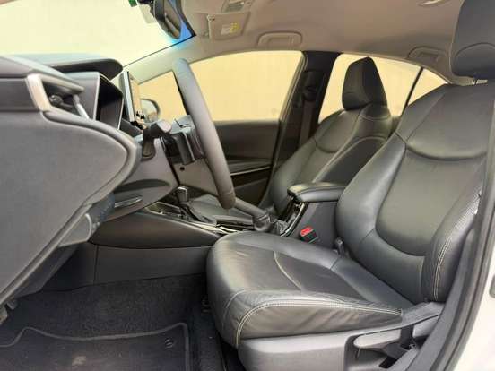 TOYOTA-COROLLA-2021