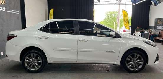 TOYOTA-COROLLA-2019