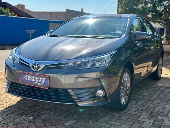 TOYOTA-COROLLA-2018