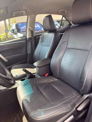 TOYOTA-COROLLA-2018