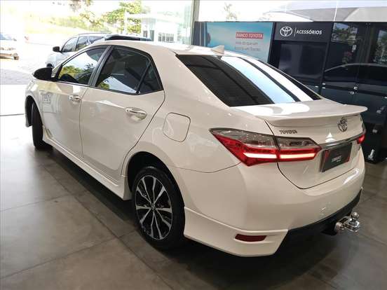 TOYOTA-COROLLA-2017