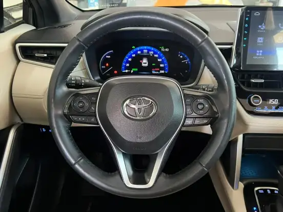 TOYOTA-COROLLA CROSS-2022