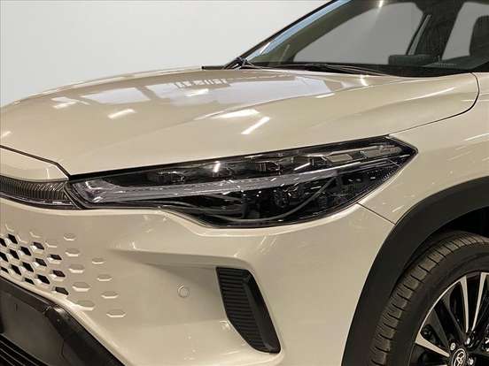 TOYOTA-COROLLA CROSS-2024