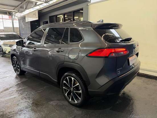 TOYOTA-COROLLA CROSS-2024