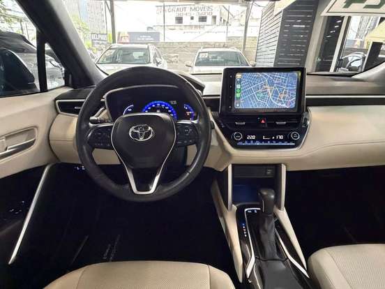 TOYOTA-COROLLA CROSS-2024