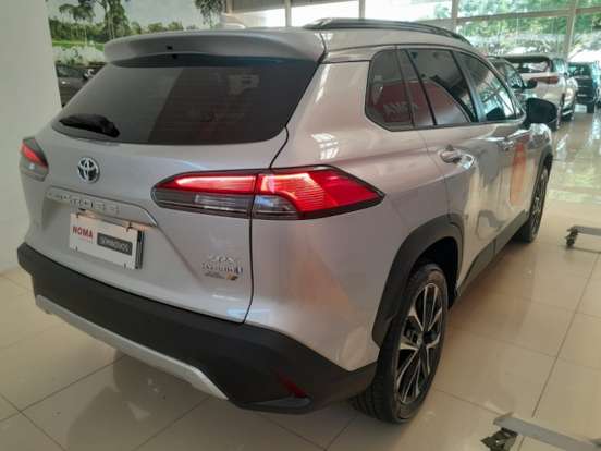 TOYOTA-COROLLA CROSS-2023