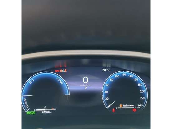 TOYOTA-COROLLA CROSS-2024