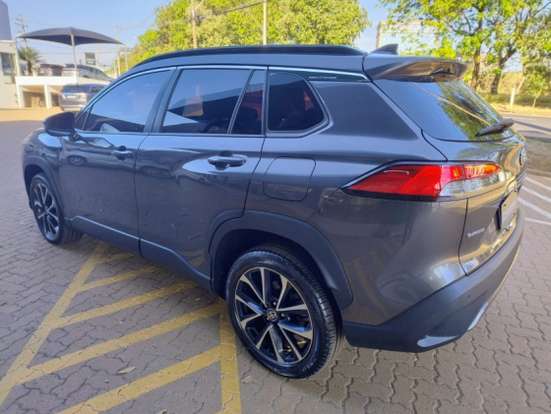 TOYOTA-COROLLA CROSS-2023