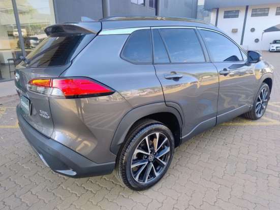 TOYOTA-COROLLA CROSS-2023