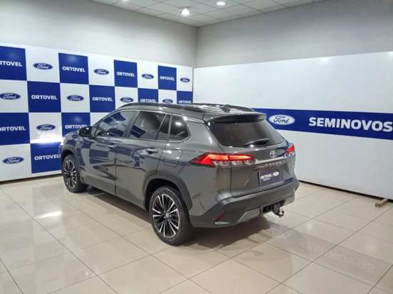 TOYOTA-COROLLA CROSS-2025