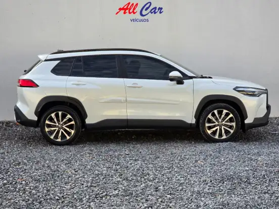 TOYOTA-COROLLA CROSS-2021