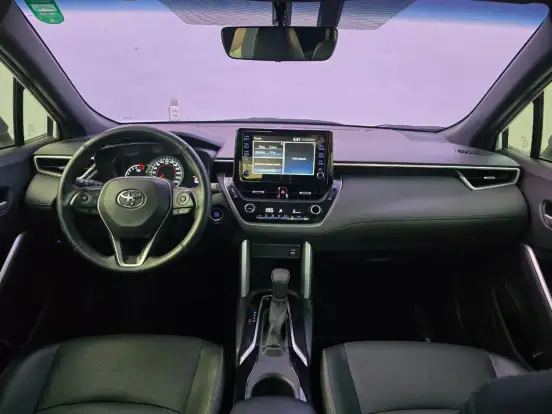 TOYOTA-COROLLA CROSS-2021