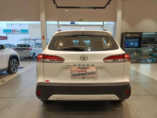 TOYOTA-COROLLA CROSS-2023