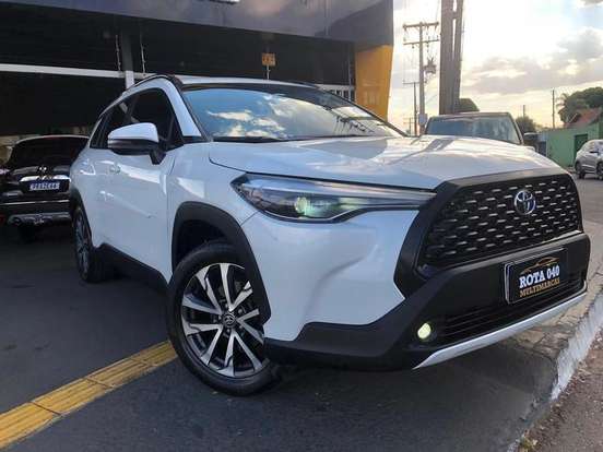 TOYOTA-COROLLA CROSS-2021