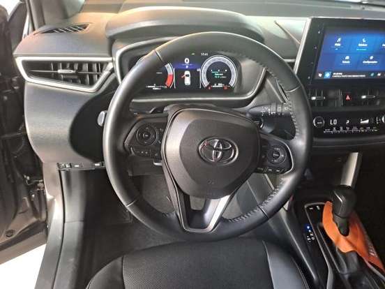 TOYOTA-COROLLA CROSS-2024