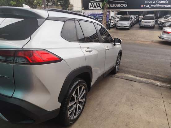 TOYOTA-COROLLA CROSS-2021
