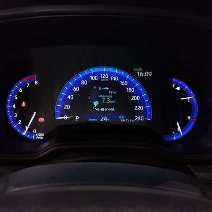 TOYOTA-COROLLA CROSS-2023