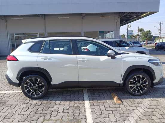TOYOTA-COROLLA CROSS-2024