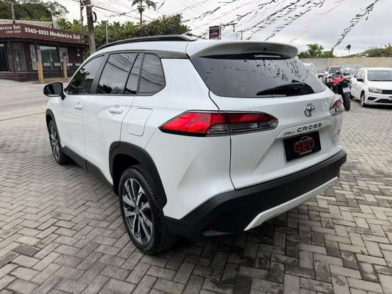 TOYOTA-COROLLA CROSS-2022