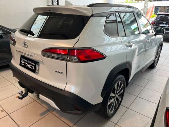 TOYOTA-COROLLA CROSS-2022
