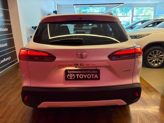 TOYOTA-COROLLA CROSS-2023